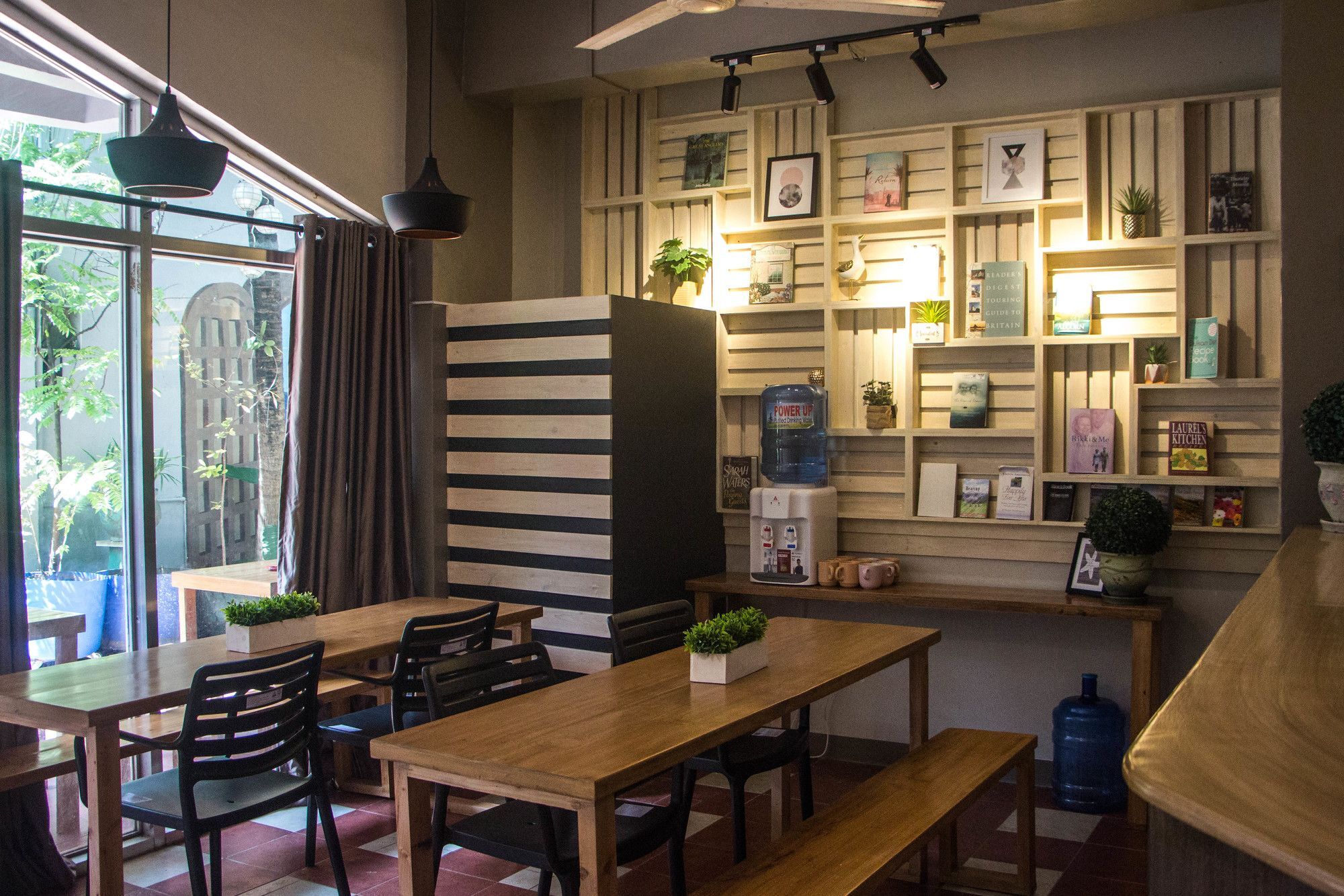 סבו Bunks Hostel (Adults Only) מראה חיצוני תמונה