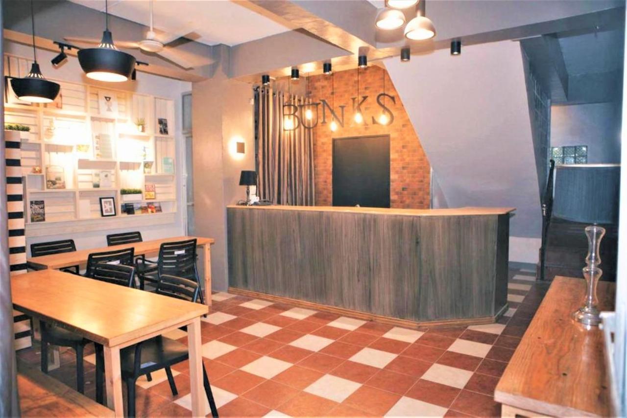 סבו Bunks Hostel (Adults Only) מראה חיצוני תמונה