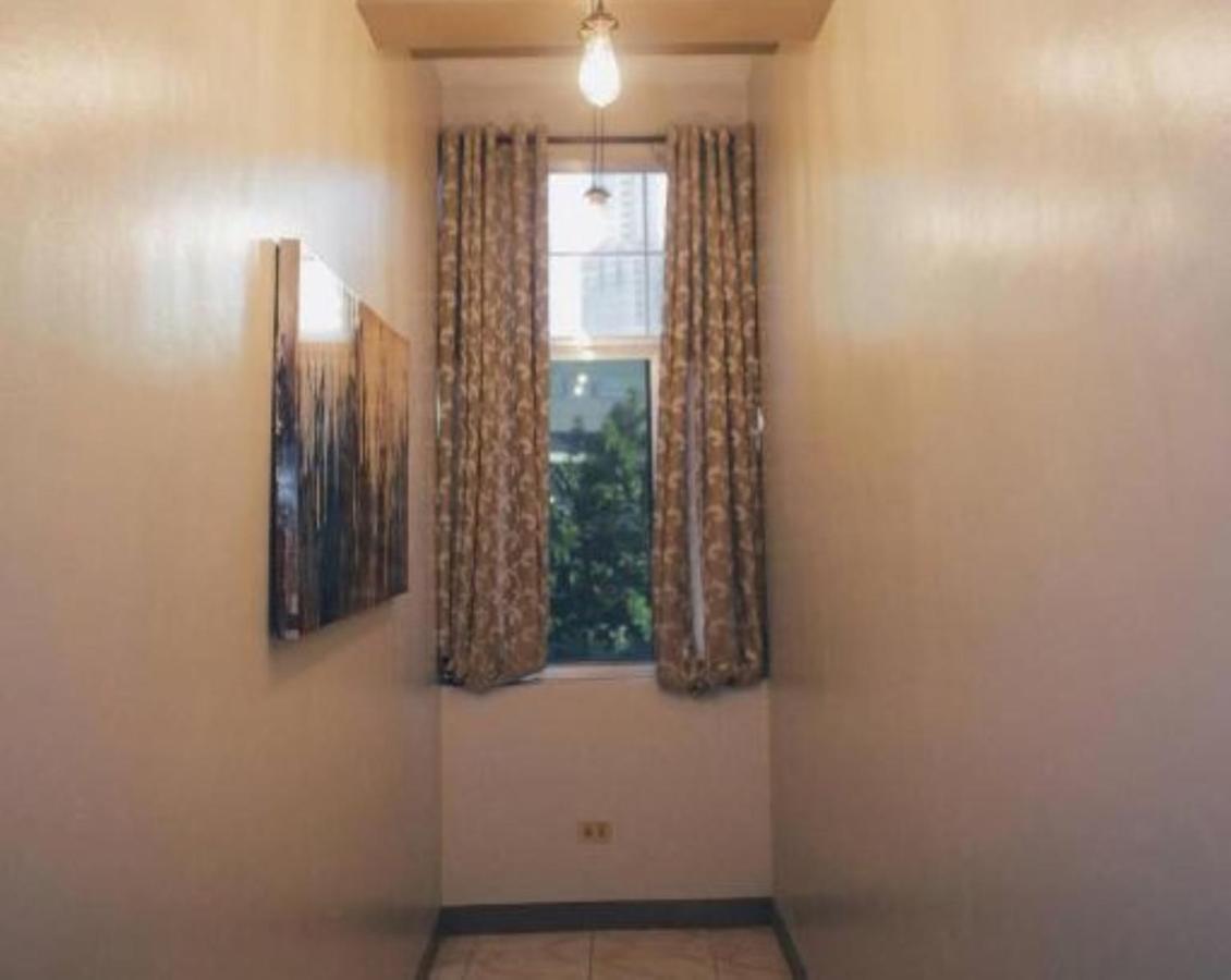 סבו Bunks Hostel (Adults Only) מראה חיצוני תמונה