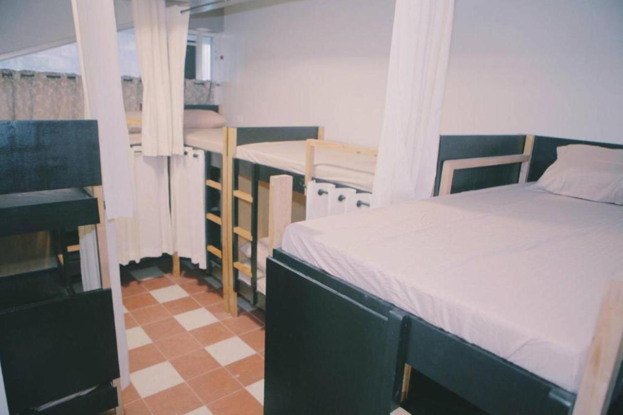 סבו Bunks Hostel (Adults Only) מראה חיצוני תמונה