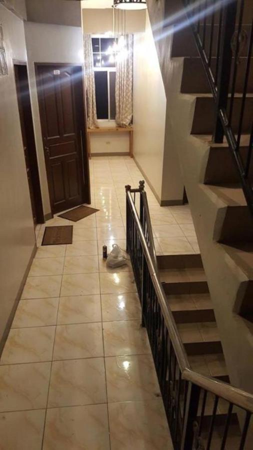 סבו Bunks Hostel (Adults Only) מראה חיצוני תמונה